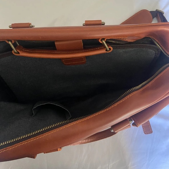Men’s Leather Soft Brown Leather Laptop Bag with Multi-Pockets . - Picture 14 of 15